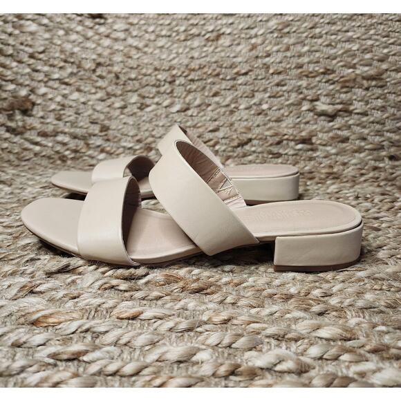 New Cushionaire Nolita Two Band Dress Sandal Nude Beige Size 9 M - Picture 5 of 12